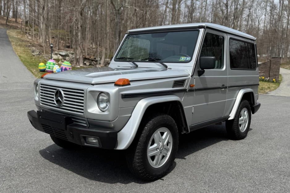 1990 Mercedes-Benz W463 G-Class (1990-2018) sold for $37,559