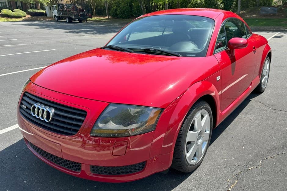2000 Audi TT sold for $18,505