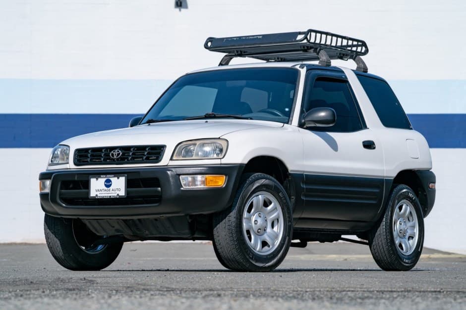 1998 Toyota RAV4 sold for $8,700