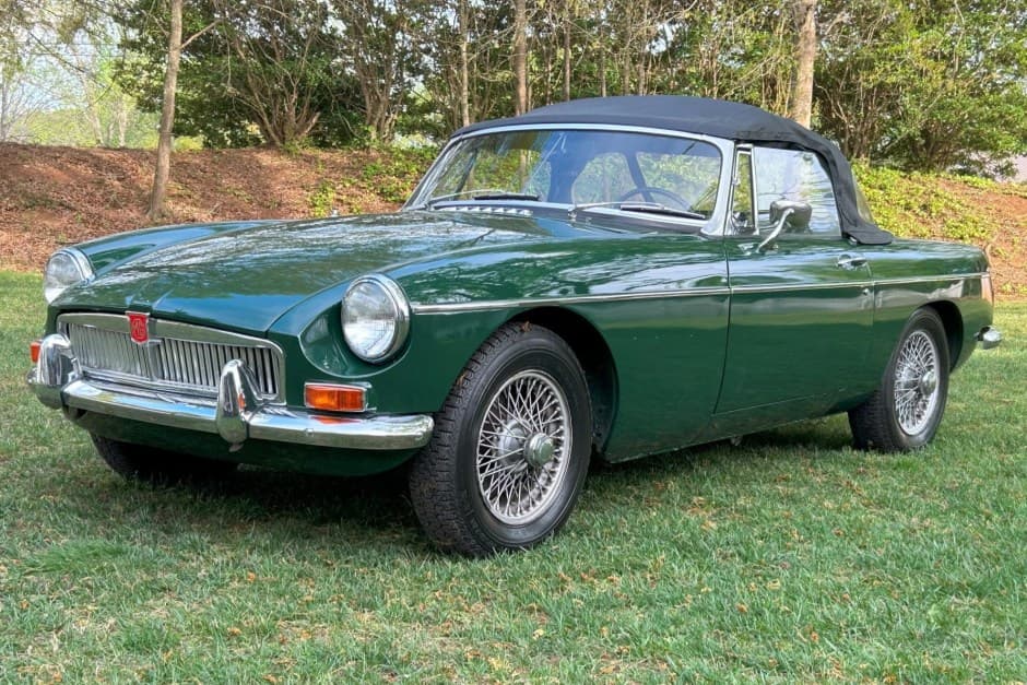 1968 MG MGB sold for $7,299