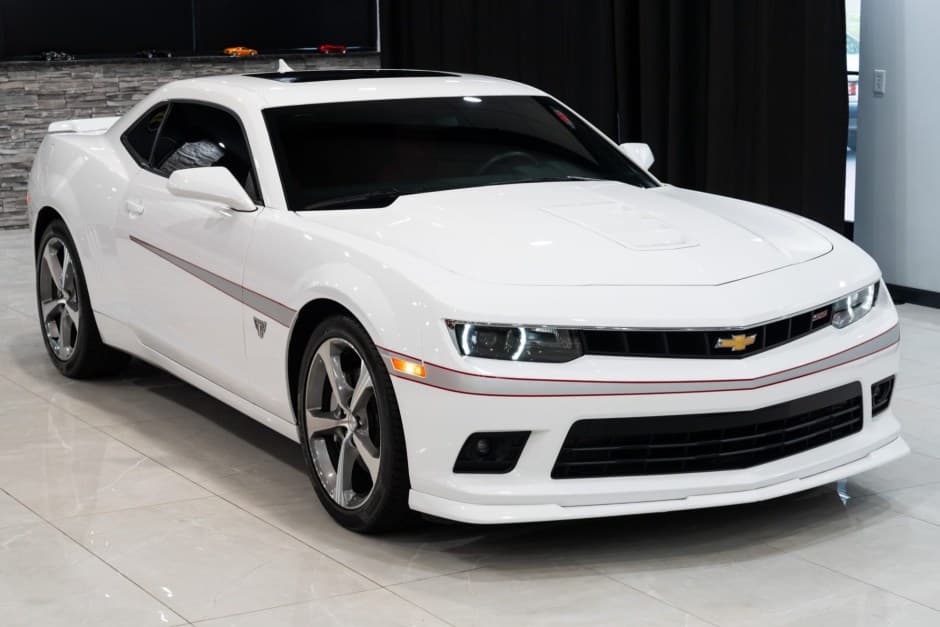 2015 Chevrolet Camaro 5th Generation 2010-2015 sold for $27,500