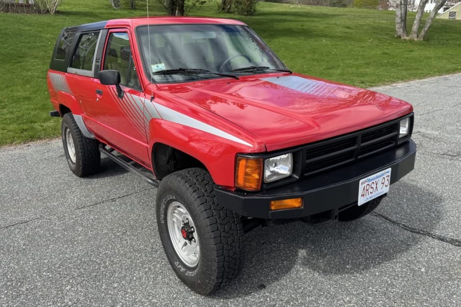1986 Toyota 4Runner (N60) sold for $8,800