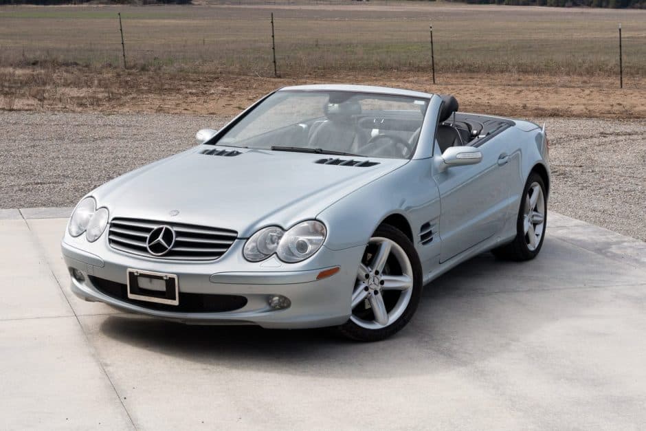 2005 Mercedes-Benz R230 SL sold for $9,900