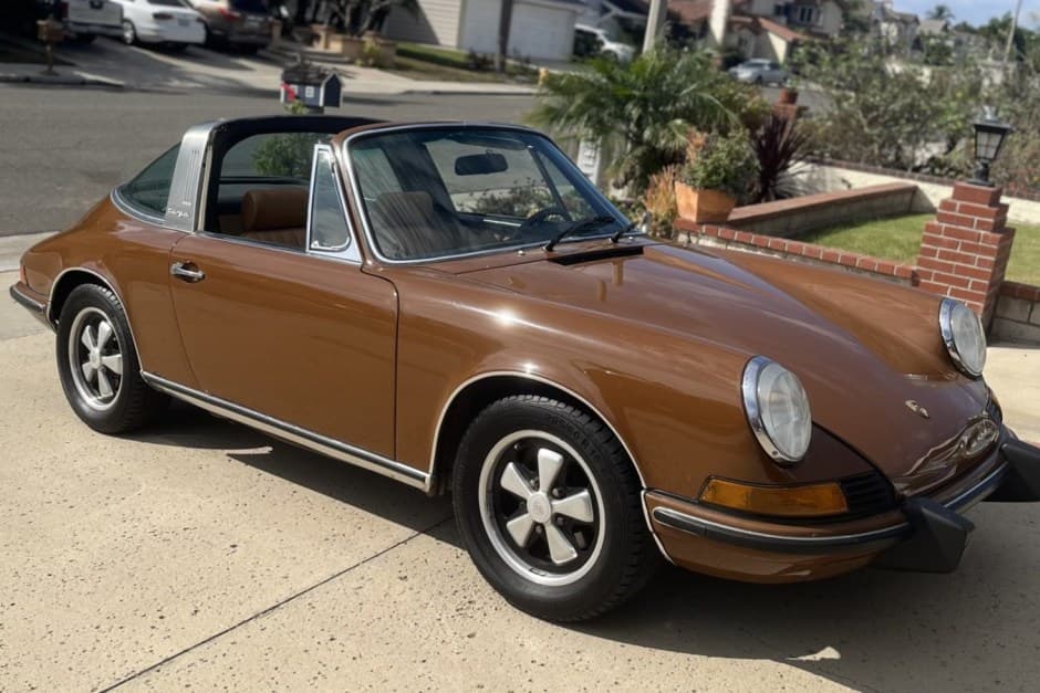 1973 Porsche LWB 911T (1969-1973) sold for $49,411