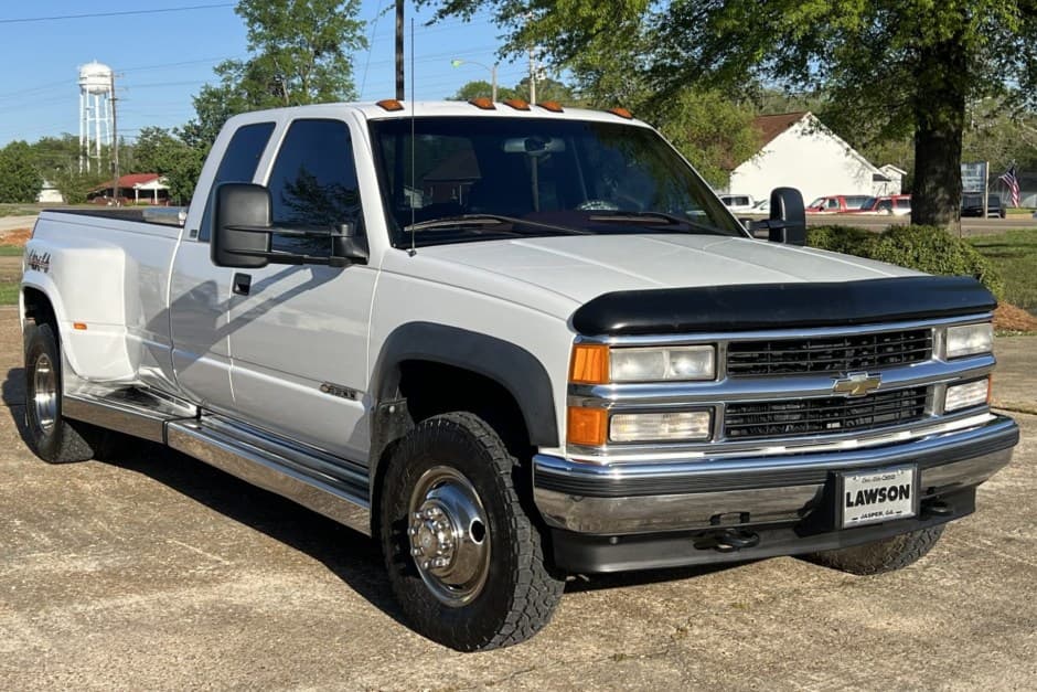 1996 Chevrolet C/K GMT400 (1988-2002) sold for $19,300