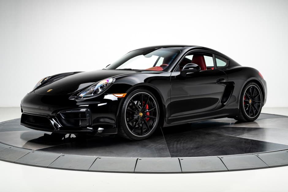 2016 Porsche 981 Cayman sold for $57,500