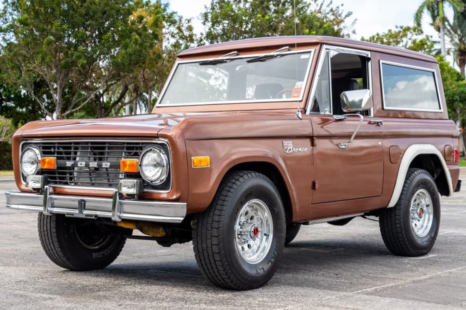 1977 Ford Bronco U13/U14/U15 1966-1977 sold for $40,000