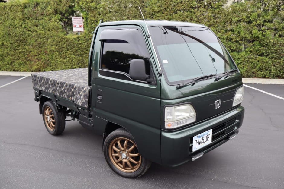 1998 Honda Pickup sold for $13,500