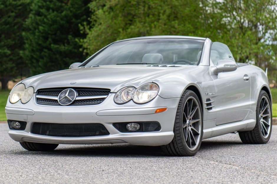 2003 Mercedes-Benz R230 SL sold for $13,333