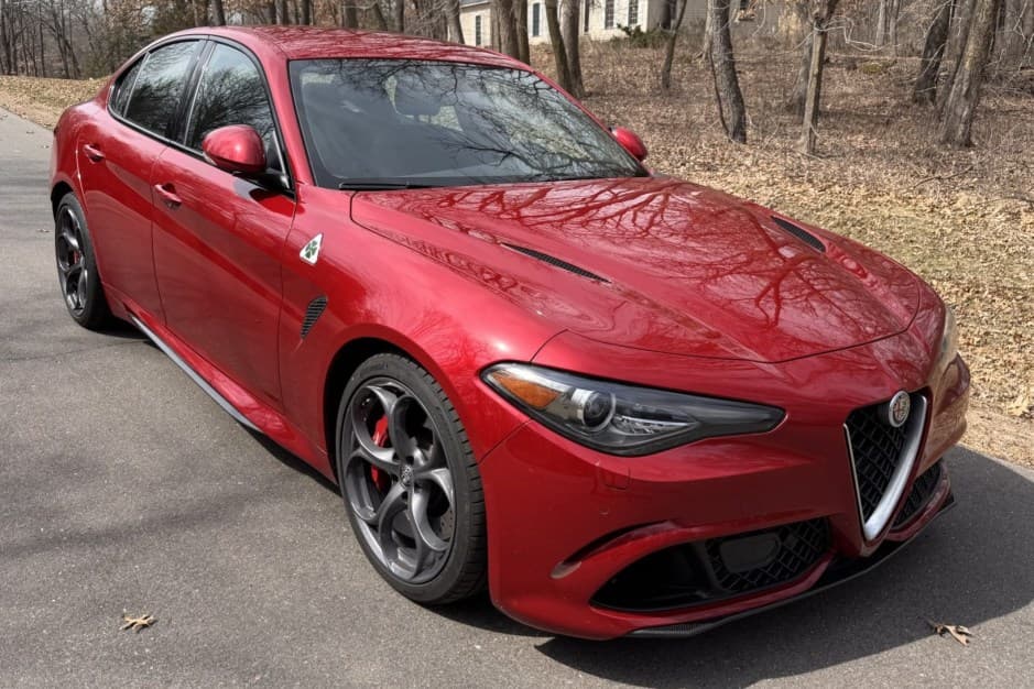 2017 Alfa Romeo 952 Series Giulia sold for $35,778