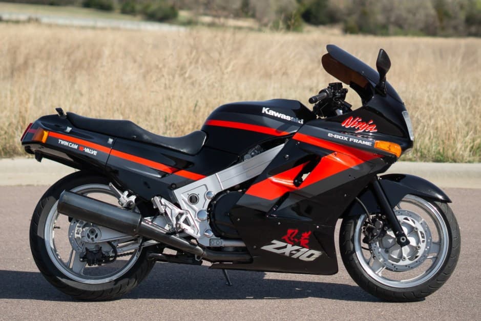 1990 Kawasaki Ninja sold for $4,200