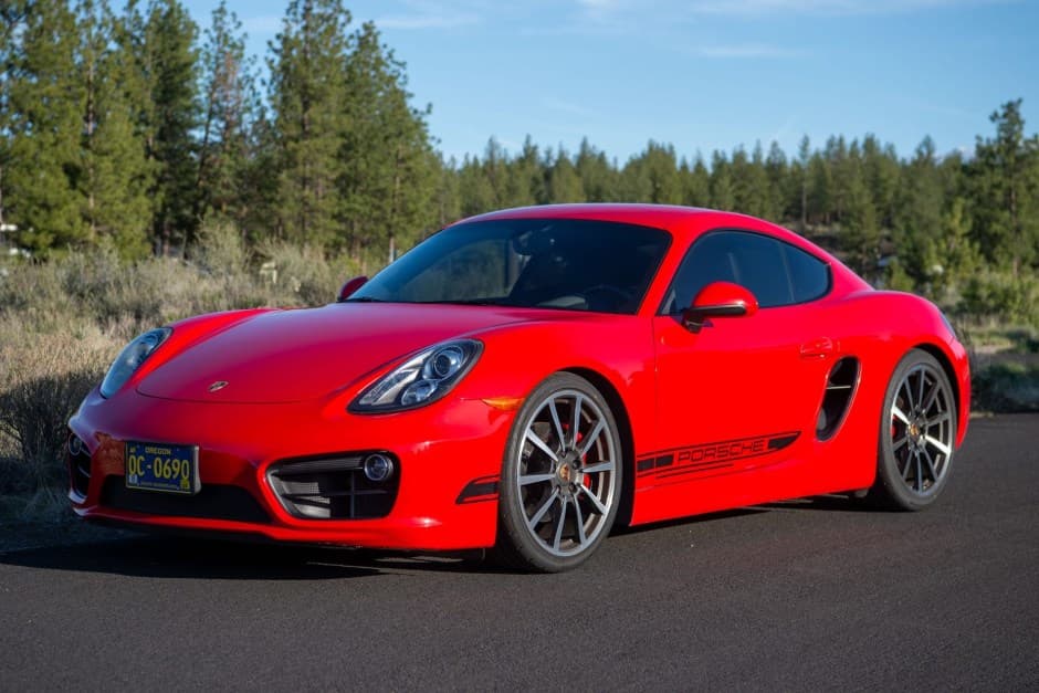 2014 Porsche 981 Cayman sold for $43,250