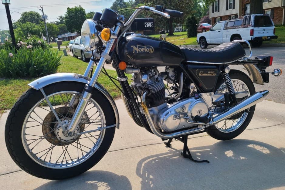 1974 Norton Commando sold for $5,100