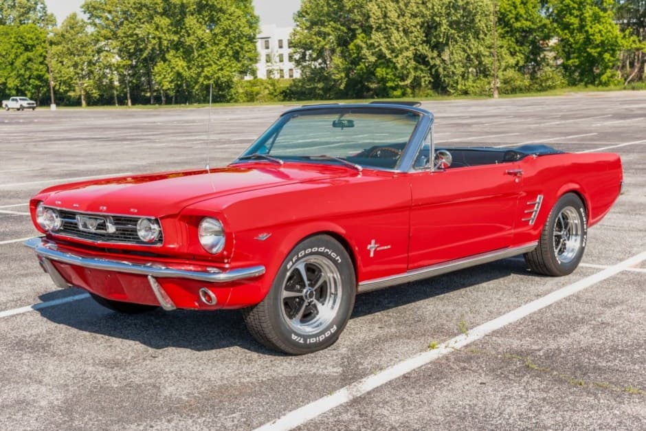 1966 Ford Mustang 1964.5-1966 sold for $27,750