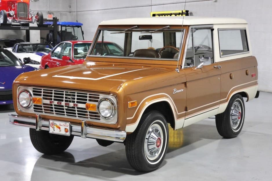 1973 Ford Bronco U13/U14/U15 1966-1977 sold for $71,500