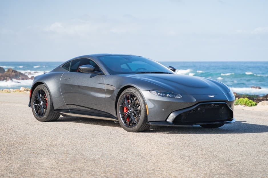 2021 Aston Martin V8 Vantage (2006+) sold for $101,000