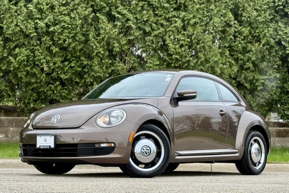 2012 Volkswagen A5 Beetle (2012-2019) sold for $12,500