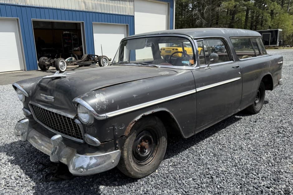 1955 Chevrolet Nomad sold for $16,700