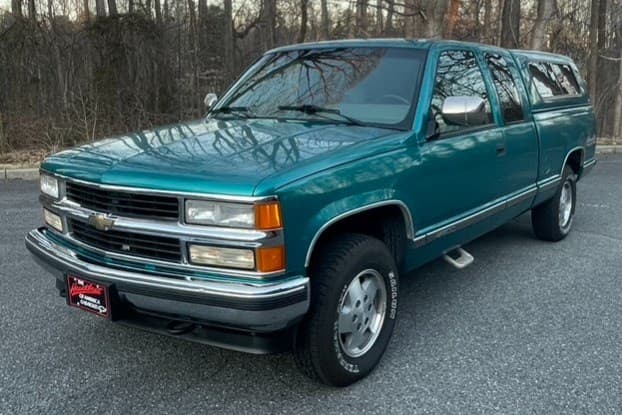 1994 Chevrolet C/K GMT400 (1988-2002) sold for $11,750