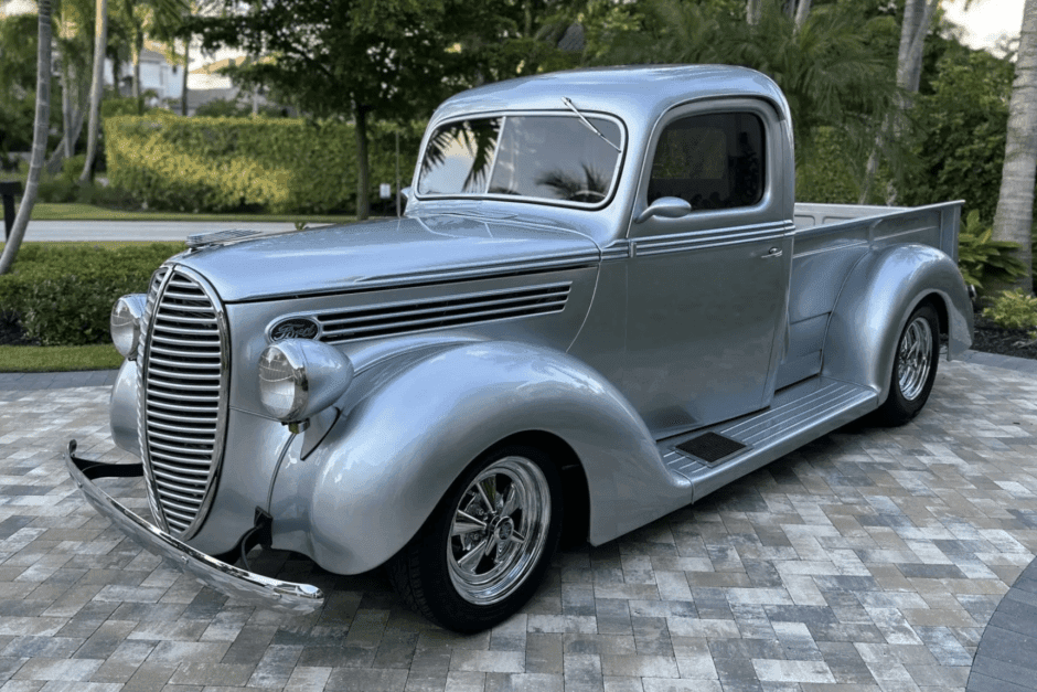 1938 Ford Pickup 1937-1939 sold for $38,250