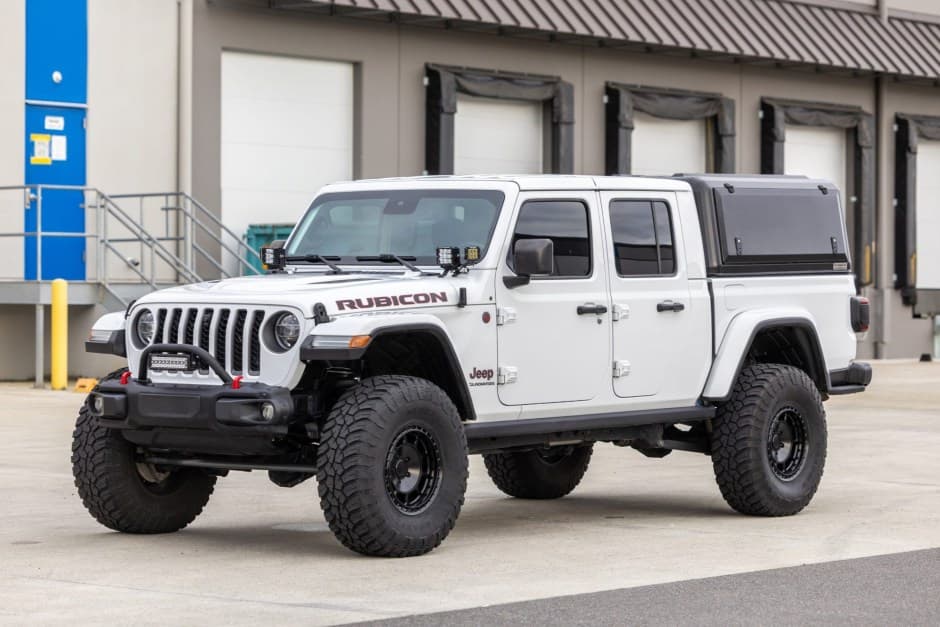 2020 Jeep Pickup sold for $33,500