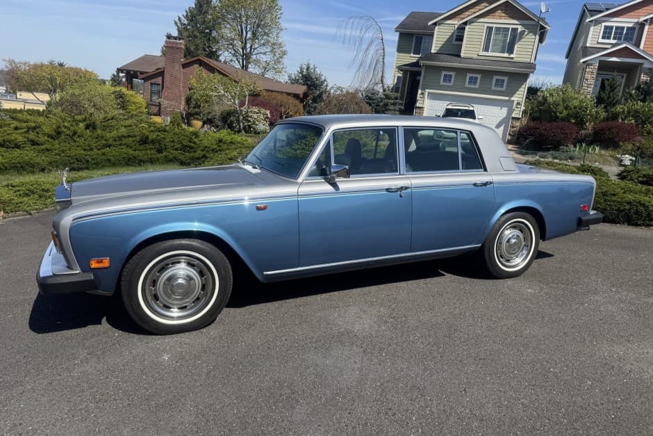 1979 Rolls-Royce SY Silver Shadow & Silver Wraith II sold for $12,250