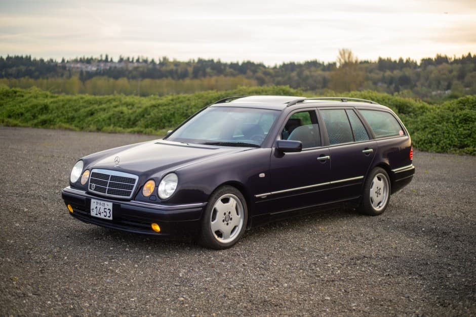 1997 Mercedes-Benz W210 E-Class sold for $9,800