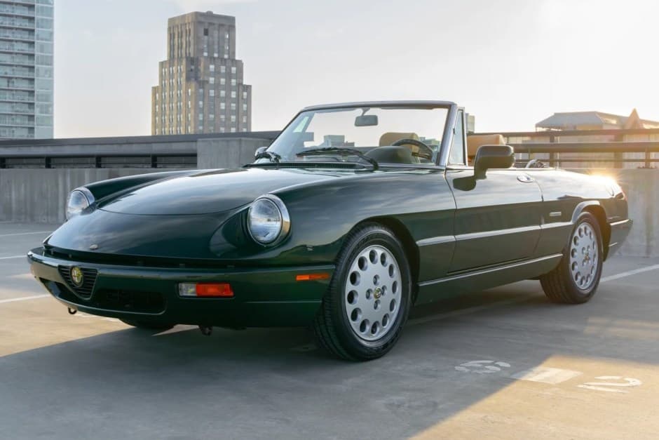 1994 Alfa Romeo 105/115 Spider Series 4 sold for $25,500