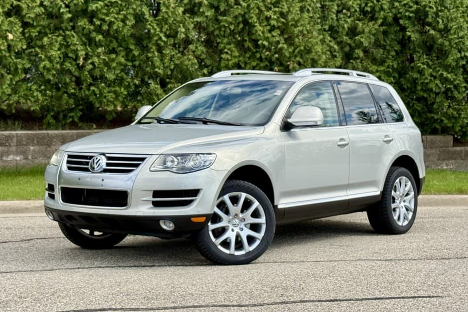 2008 Volkswagen Touareg sold for $11,500
