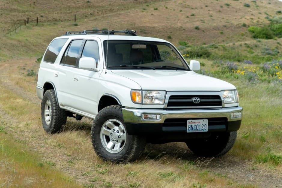 1997 Toyota 4Runner (N180) sold for $10,500
