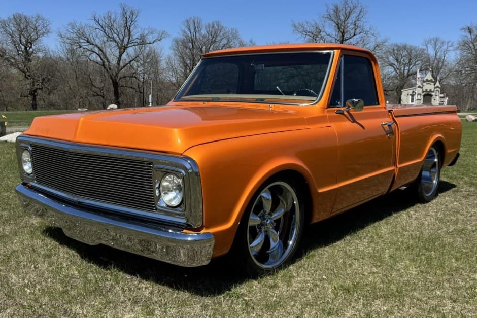 1970 Chevrolet C/K (1967-1972) sold for $31,000