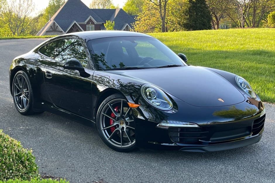 2015 Porsche 991 911 (Non-Turbo/GT2/GT3) sold for $87,000
