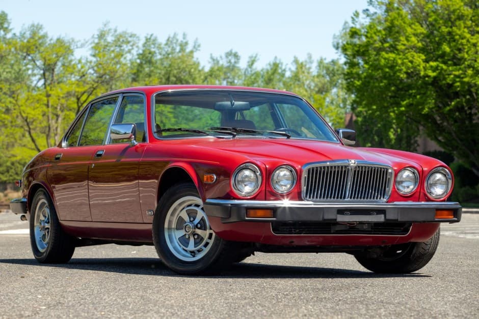 1982 Jaguar XJ Series 3 (1980-1992) sold for $5,500