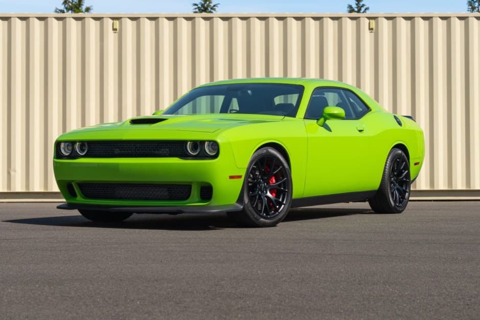 2015 Dodge Challenger SRT Hellcat sold for $48,800