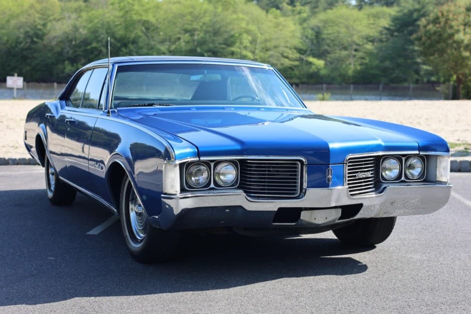 1968 Oldsmobile 88 sold for $8,500