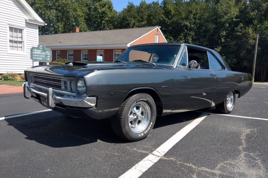 1972 Dodge Dart sold for $13,501