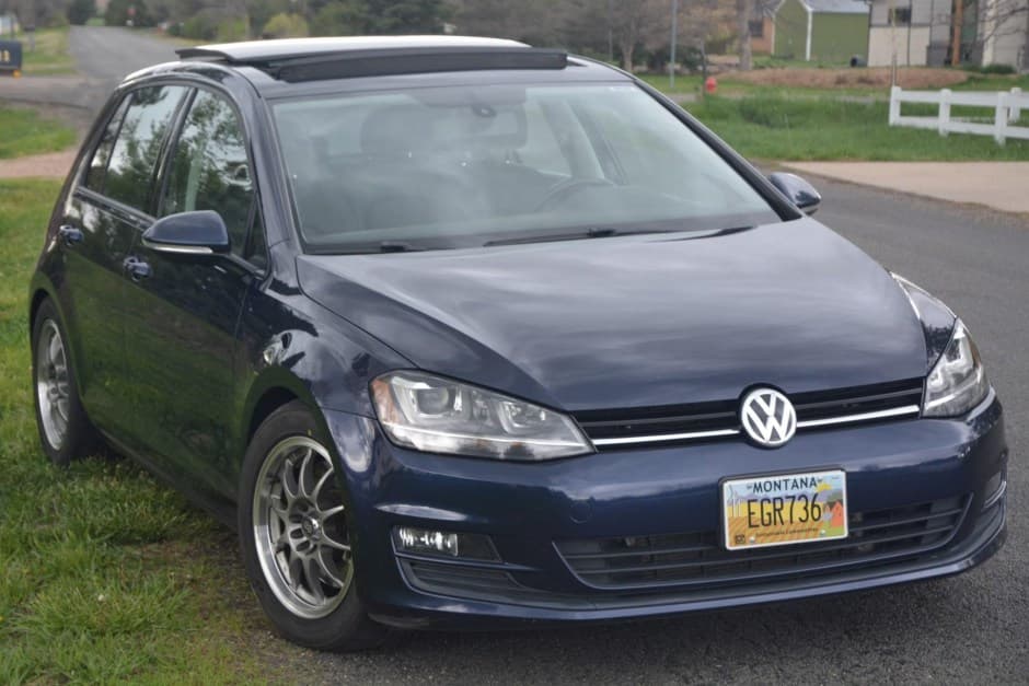 2015 Volkswagen Golf & Rabbit sold for $12,500