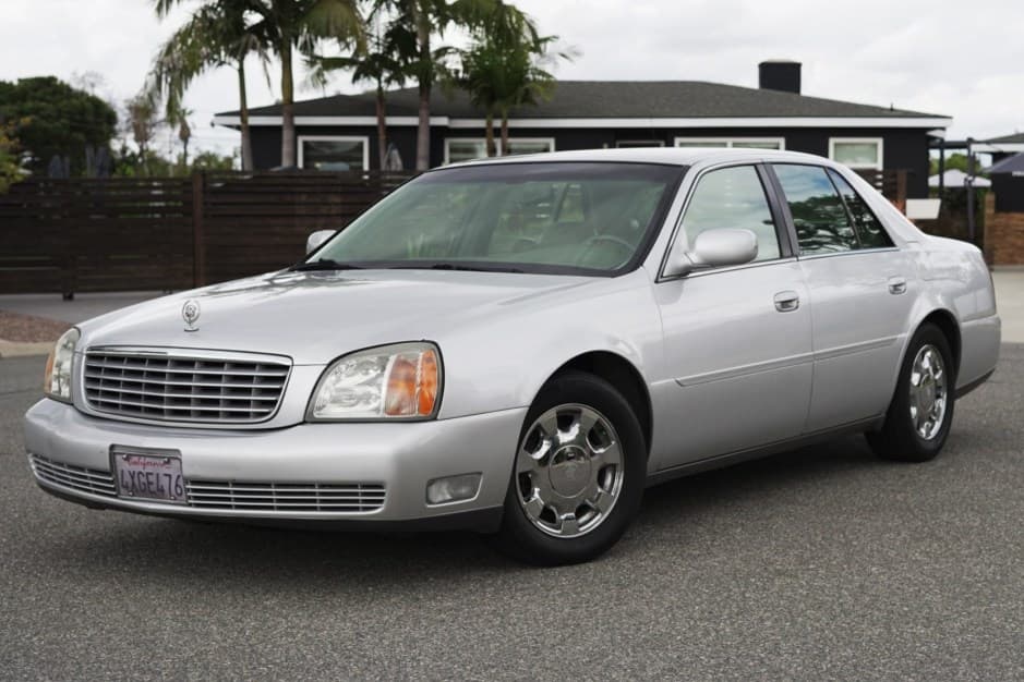 2001 Cadillac DeVille sold for $3,950