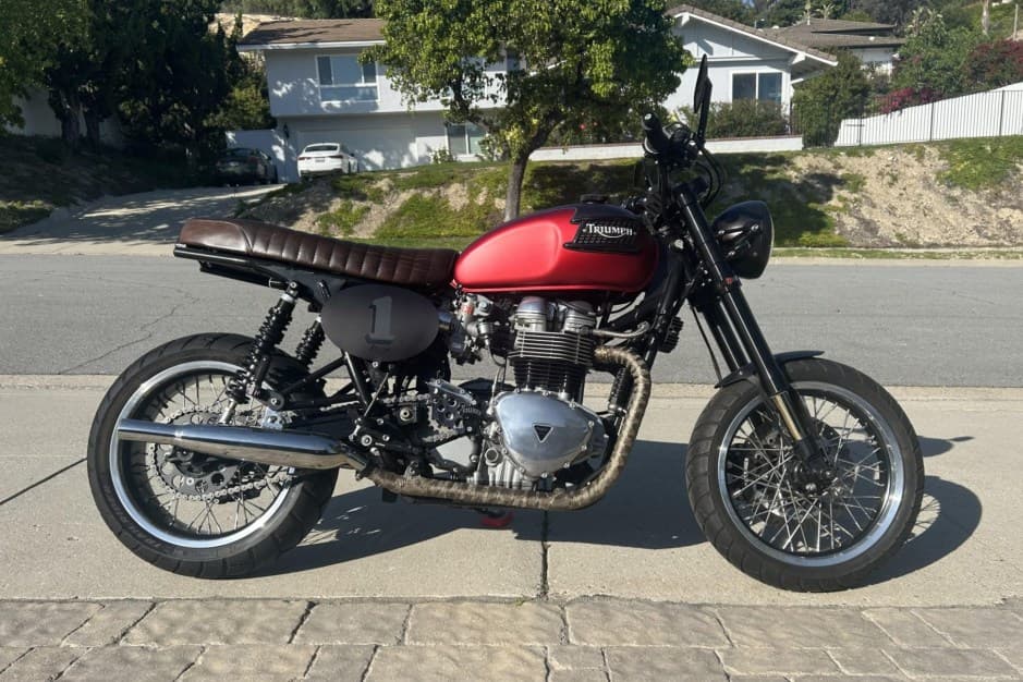 2003 Triumph New Bonneville (2000+) sold for $4,300