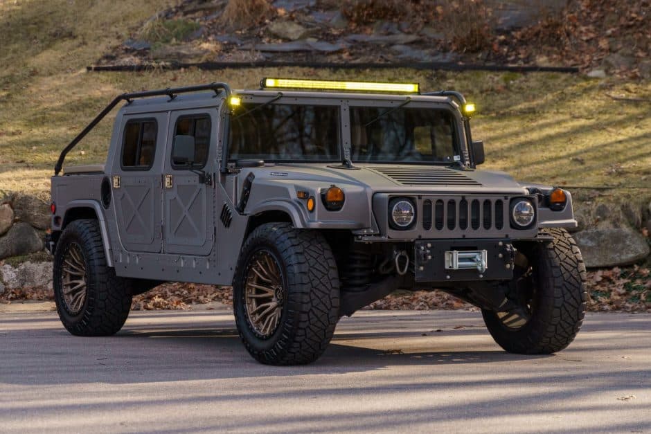 0 Hummer HMMWV/Humvee sold for $57,000
