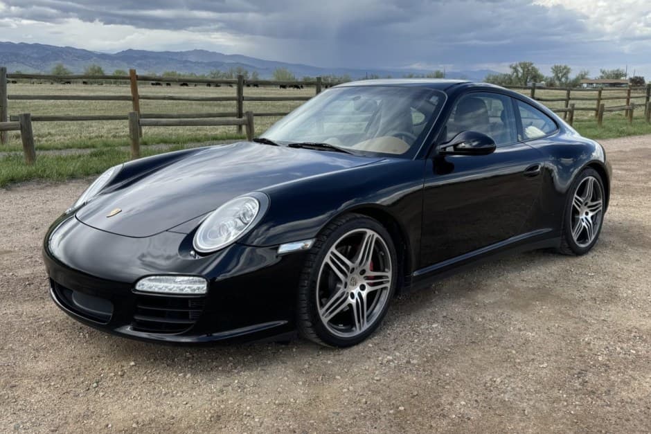 2010 Porsche 997 911 (Non-Turbo/GT2/GT3) sold for $66,500