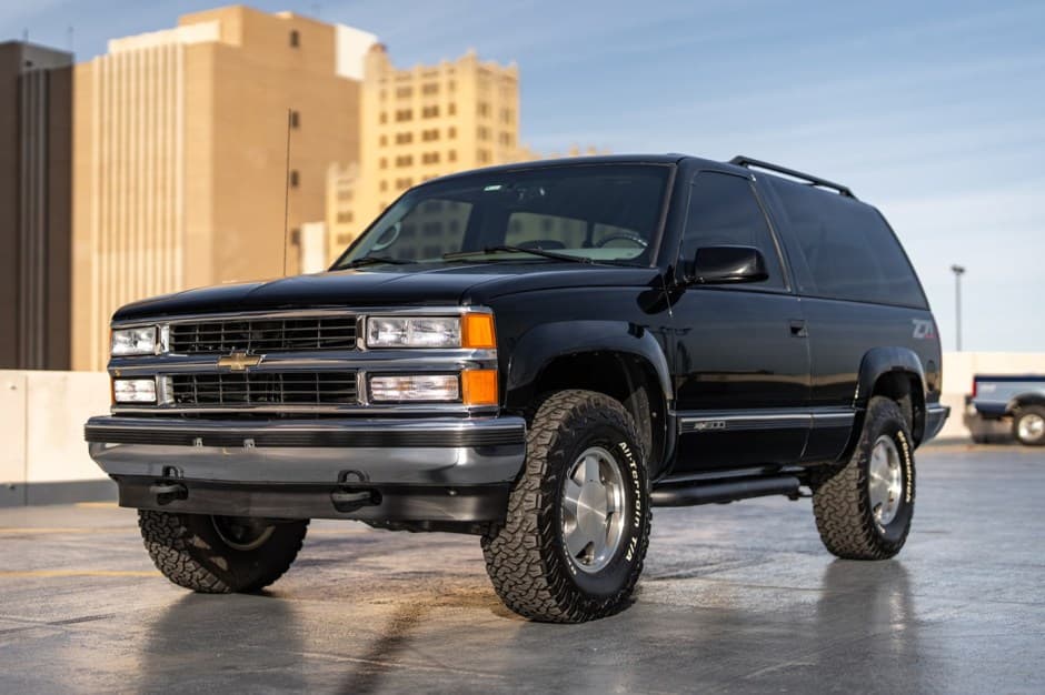 1997 Chevrolet Tahoe GMT400 sold for $33,250
