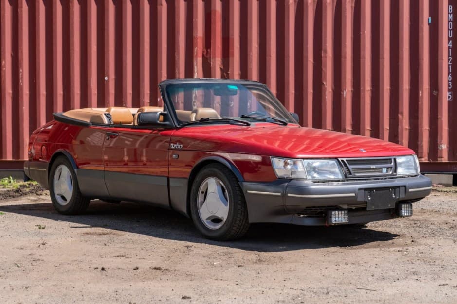 1987 Saab 900 sold for $10,000