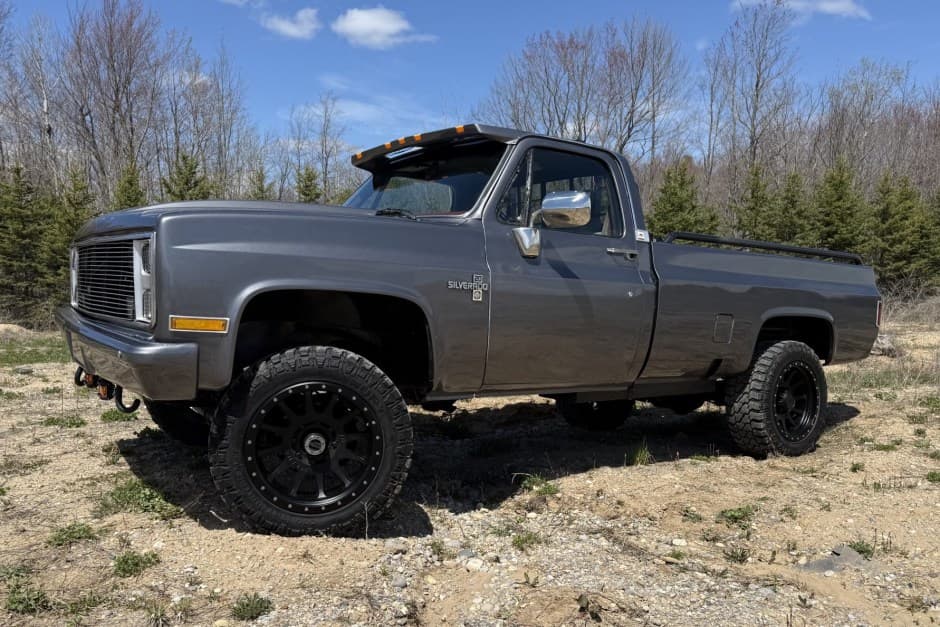 1986 Chevrolet C/K (1973-1991) sold for $15,000