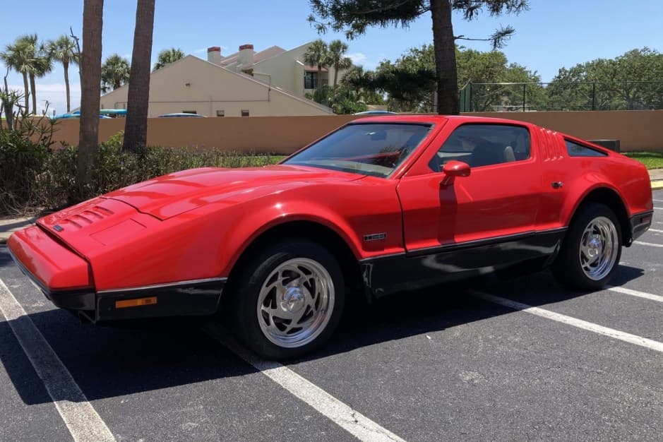 1975 Bricklin SV-1 sold for $17,750