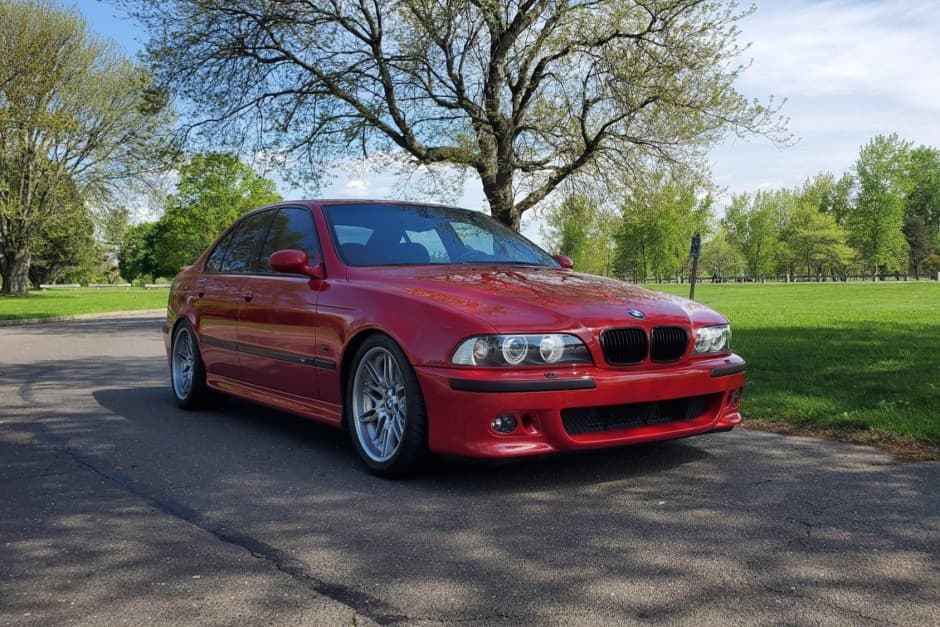 2002 BMW E39 M5 sold for $37,250