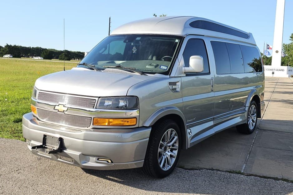 2021 Chevrolet Express sold for $43,505