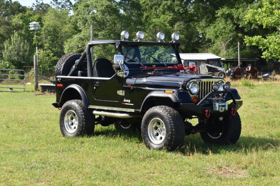 1980 Jeep CJ-7 sold for $18,750