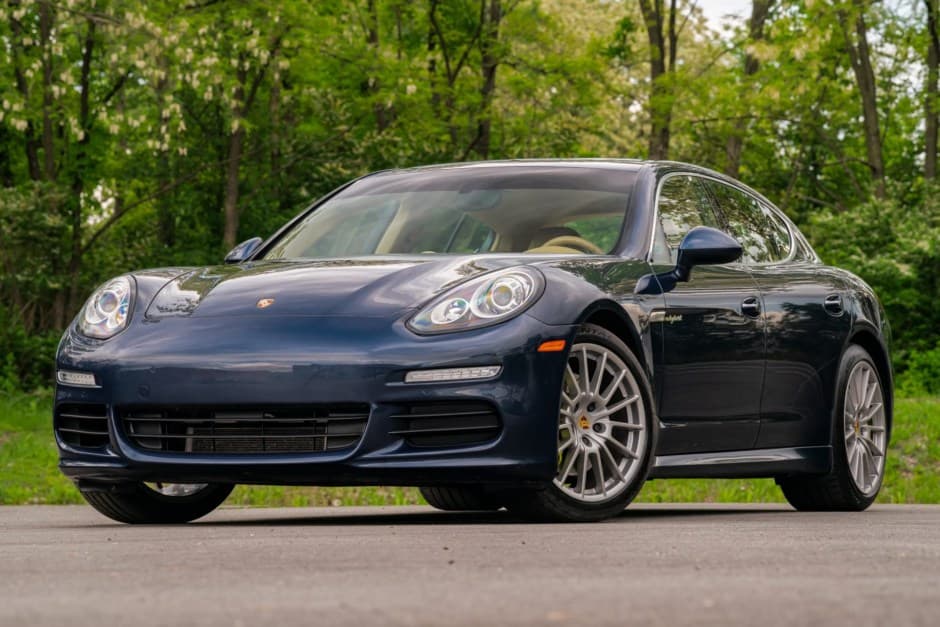 2014 Porsche Panamera sold for $25,000