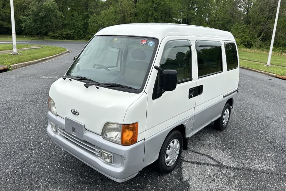 2000 Subaru Sambar sold for $7,600